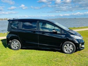 Honda Freed 7 Seats Hybrid - Image 3