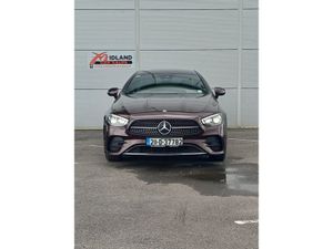 Mercedes-Benz E-Class E220d AMG Coupe Line Premium - Image 3