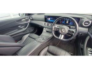 Mercedes-Benz E-Class E220d AMG Coupe Line Premium - Image 4