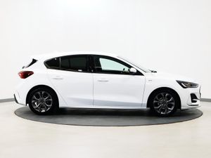 *48* 2023 Ford Focus 1.0 ST-LINE - Image 3