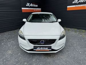 Volvo V40 1.6 T4 Auto - Image 2