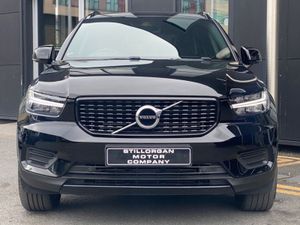 Volvo XC40 T4 R-design Recharge Auto (phev) - Image 2