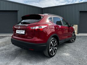 Nissan Qashqai 171’ TEKNA LOW MILEAGE/HIGH SPEC - Image 4