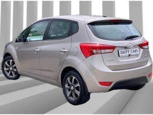 Hyundai ix20 Petrol Deluxe Plus 5DR AU Auto - Image 3