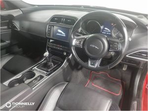 Jaguar XE 2.0d  180  R-sport 4dr - Image 4