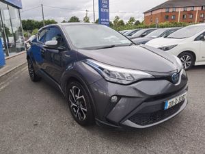 TOYOTA C-HR 1.8 DESIGN AUTOMATIC PETROL HYBRID - Image 3