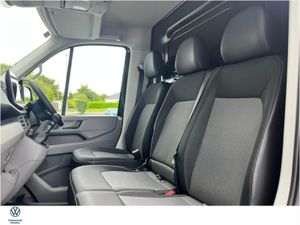 Volkswagen Crafter Highline 30 MWB 140HP M6F - Image 4
