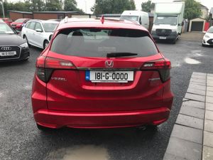 2018 HONDA VEZEL RED AUTOMATIC - Image 4