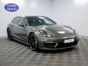 2023 Porsche Panamera E-Hybrid Platinum Edition - Image 2