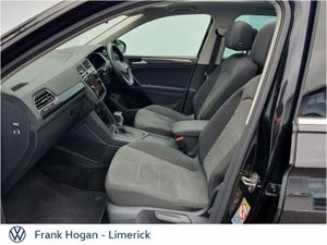 Volkswagen Tiguan Tiguan 2.0 TDI 150HP Elegance D - Image 4