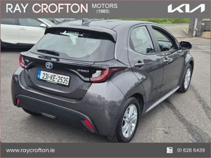 Toyota Yaris 1.5 Hybrid 5Dr Luna - Image 4