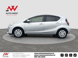2016 Toyota Aqua 1.5 Self Charging Hybrid - Image 4