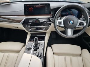 BMW 5 Series 520d M Sport Saloon - Image 4