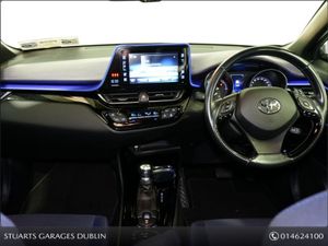 Toyota C-HR Hybrid Luna Sport 4DR Auto - Image 4