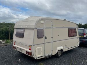 Castleton 2 Berth Vintage Caravan - Image 4