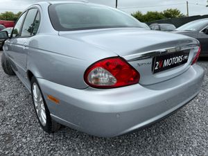 Jaguar X-Type 2.0 D 4DR 130BHP VERY LOW KM - Image 4