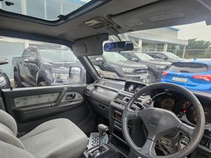 Mitsubishi Pajero 2DR Auto - Image 4