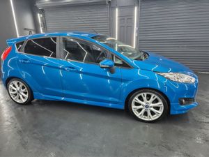 Ford Fiesta 1.0 Titanium 125PS 5DR - Image 4