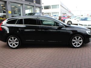 VOLVO V60 2.0D4 SE LUXURY 5DR ESTATE AUTOMATIC - Image 3
