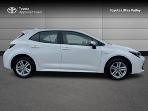 Toyota Corolla HYBRID LUNA H/B 4DR AUTO - Image 3