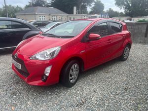 Toyota Aqua 2015**CRUISE CONTROL** - Image 4