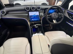 Mercedes-Benz GLC GLC 300 E 4matic Coupe AMG - Image 4