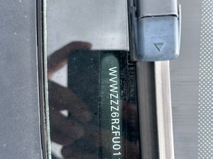 Volkswagen Polo 2014 with CarPlay - Image 3