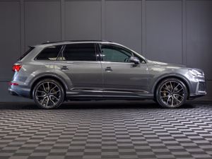 202 Audi Q7 3.0 55 TFSI S-Line E-Quattro - Image 2