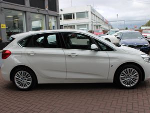 BMW 225E 1.5 225XE PLUG IN HYBRID SE LUXURY 5DR MP - Image 3