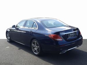 Mercedes-Benz E-Class 220d AMG Line - Image 4