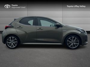 Toyota Yaris PLATINUM 4 4DR AUTO - Image 3