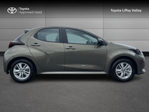 Toyota Yaris Yaris Hybrid 115 Luna - Image 3