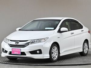 Honda Grace 1.5 Hybrid 4DR Auto  body Kit half Le - Image 3