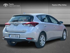 Toyota Auris AURIS 1.4D-4D AURA - Image 2