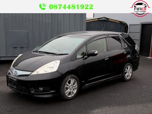 Honda fit Shuttle 1.33 L hybrid - Image 3