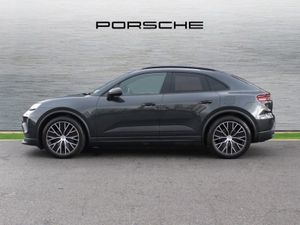 Porsche Macan Electric - Image 4