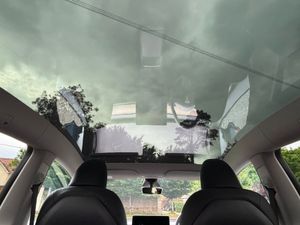 Tesla Model Y RWD - Image 3