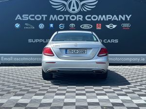 Mercedes-Benz E-Class E Series SE 4DR Auto - Image 4