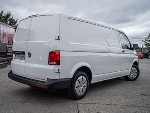 2021 VW Transporter 2.0tdi/1 Owner/Warranty - Image 2