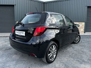 Toyota Yaris 161’ 1.0 Luna SPOTLESS WITH LOW KM - Image 4