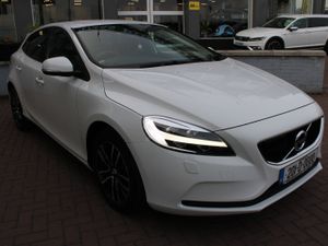 VOLVO V40 1.5 SPORT T3 EDITION 5DR HATCHBACK AUTO - Image 2