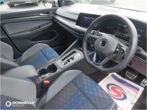 Volkswagen Golf 2.0 TSI 320 R 4motion 5dr DSG - Image 2