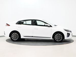 *111* 2022 Hyundai IONIQ premium ev - Image 3
