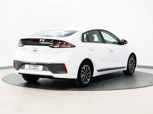 *111* 2022 Hyundai IONIQ premium ev - Image 4