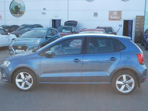 Volkswagen Polo 2015 - Image 2