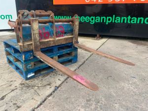 CONQUIP PALLET FORKS....65mm PINS........3629. - Image 2