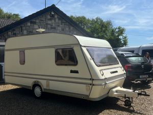 Compass Omega 4 Berth Starter Van For Sale - Image 2