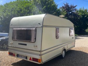 Compass Omega 4 Berth Starter Van For Sale - Image 4
