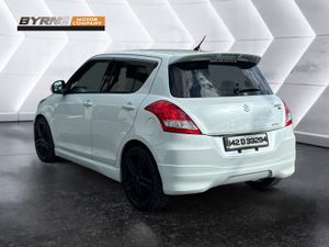 SUZUKI SWIFT RS 1.2 AUTO, 2014 - Image 3