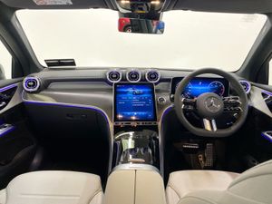 Mercedes-Benz GLC GLC 220D 4 Matic AMG Line Plus - Image 4